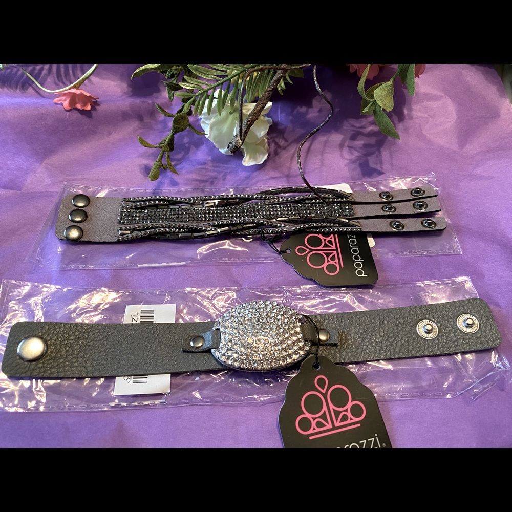 Set of 2 Gray Paparazzi Urban Bracelets